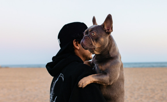 Addiction recovery expert with his dog